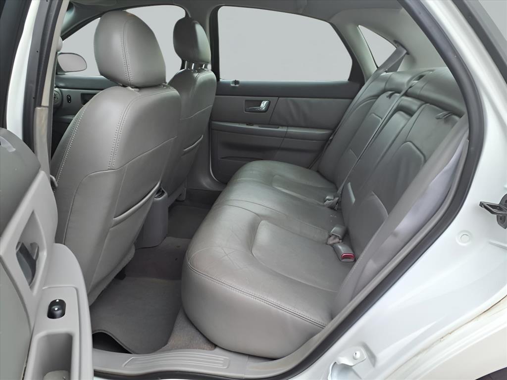 2002 Ford Taurus SES Deluxe - Photo 13