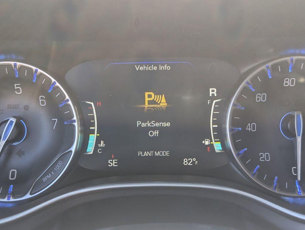 2026 Chrysler Pacifica Select - Photo 24