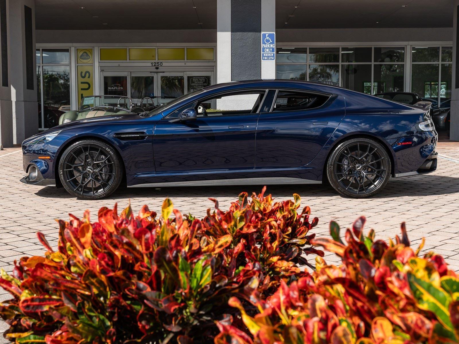 2019 Aston Martin Rapide - Photo 22
