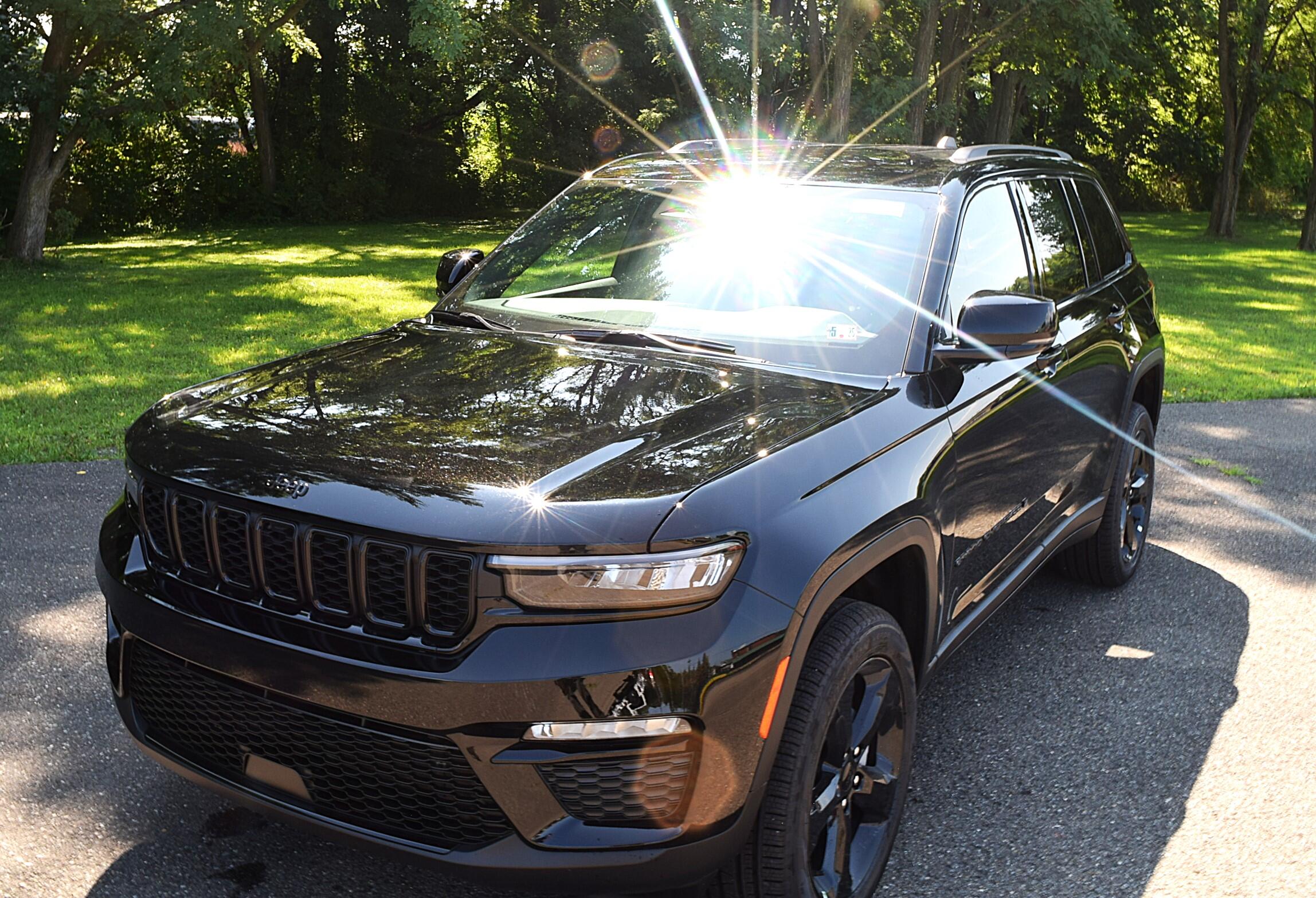 Used 2024 Jeep Grand Cherokee Limited with VIN 1C4RJHBG4RC236725 for sale in Sayre, PA