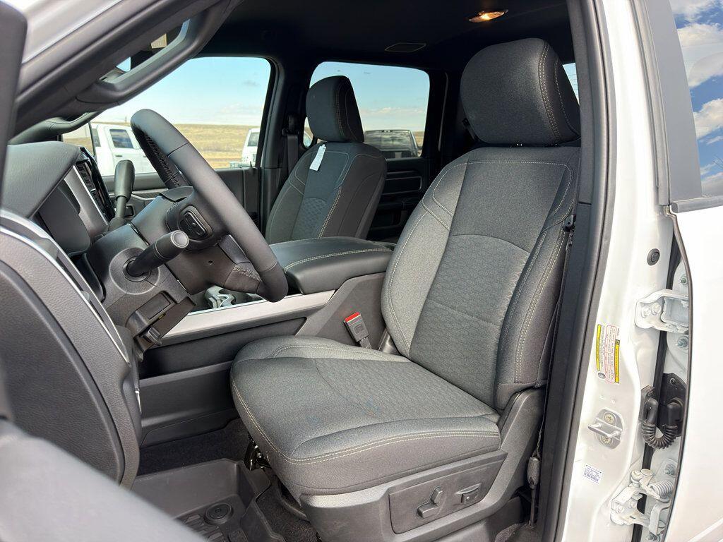 2026 RAM 2500 Big Horn - Photo 15