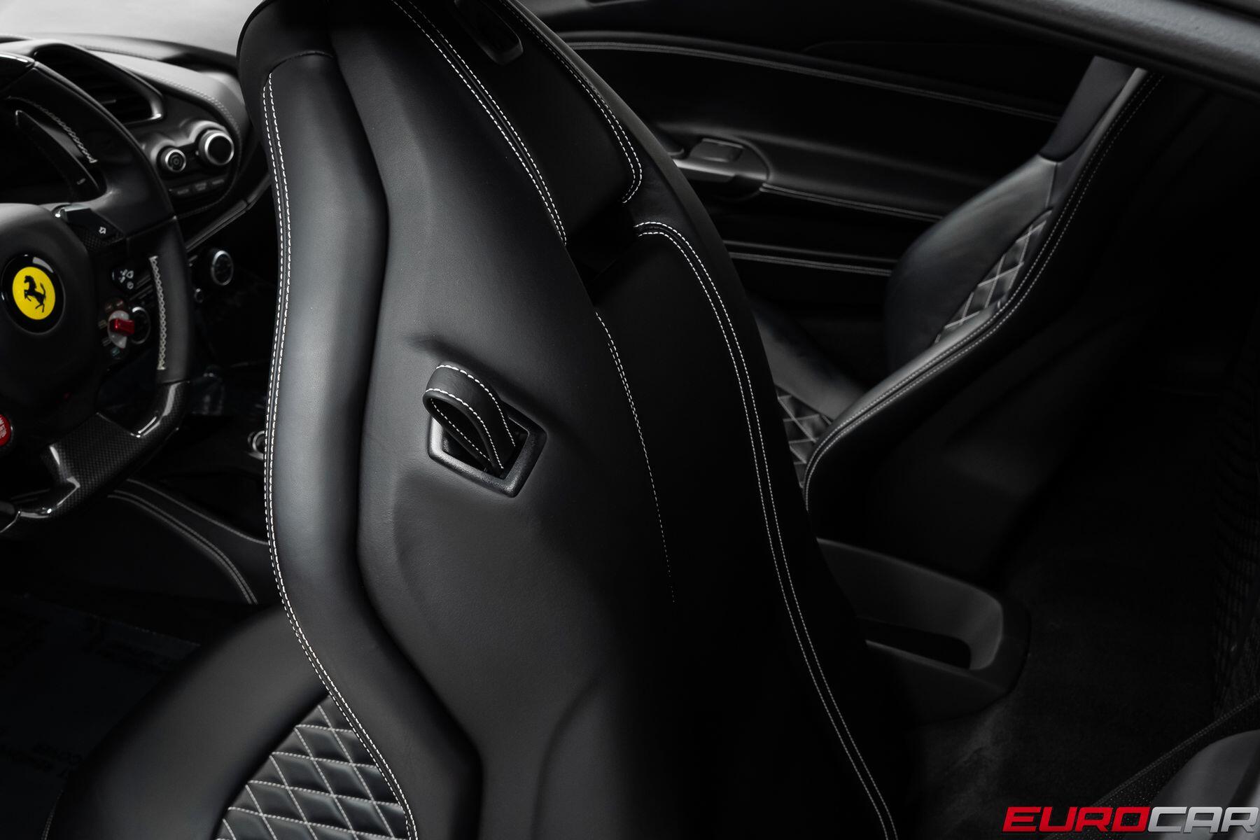 2017 Ferrari 488 GTB *CARBON STEERING WHEEL * IMMACULATE CONDITION*Image 42