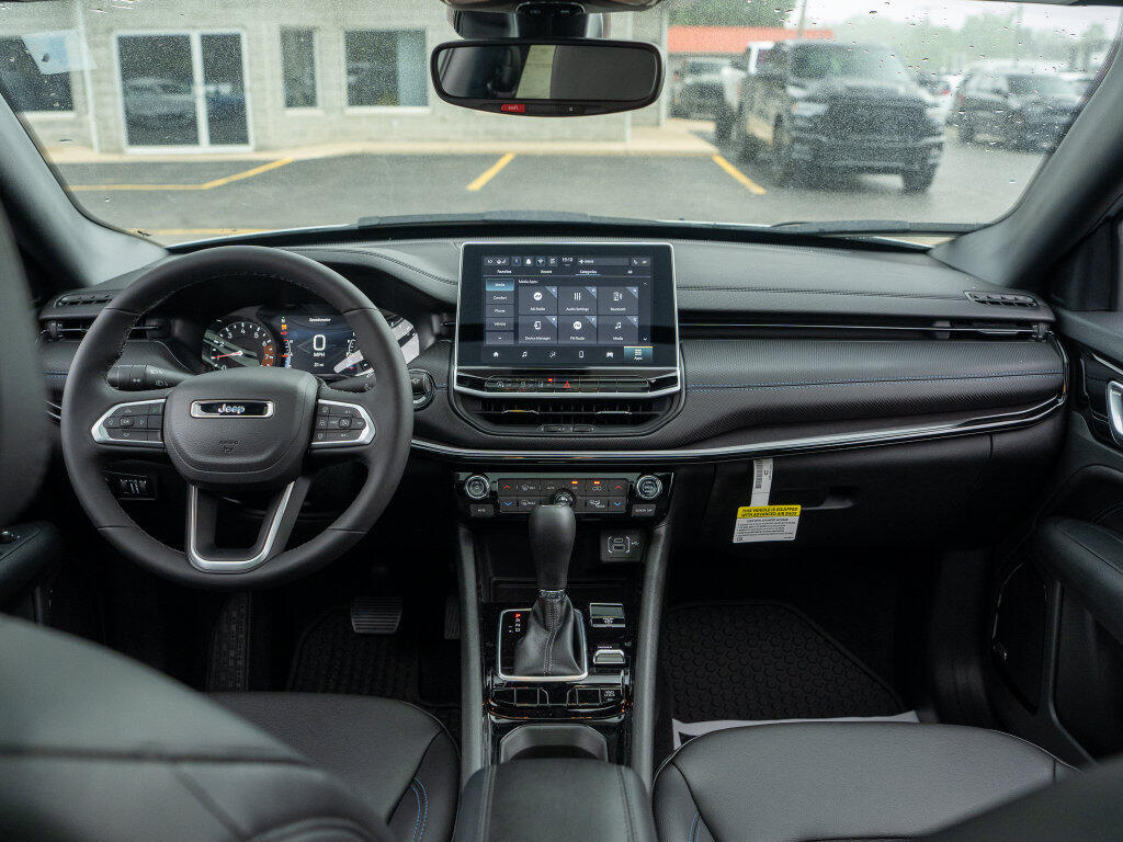 2026 Jeep Compass Latitude Altitude - Photo 31