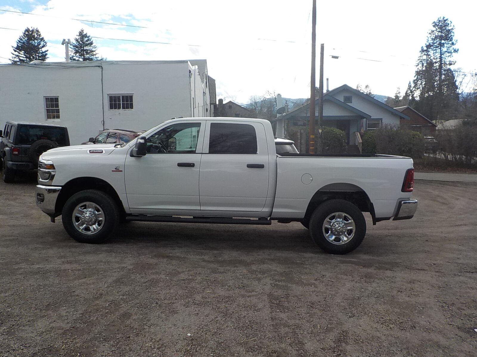 2026 RAM 2500 Tradesman - Photo 6