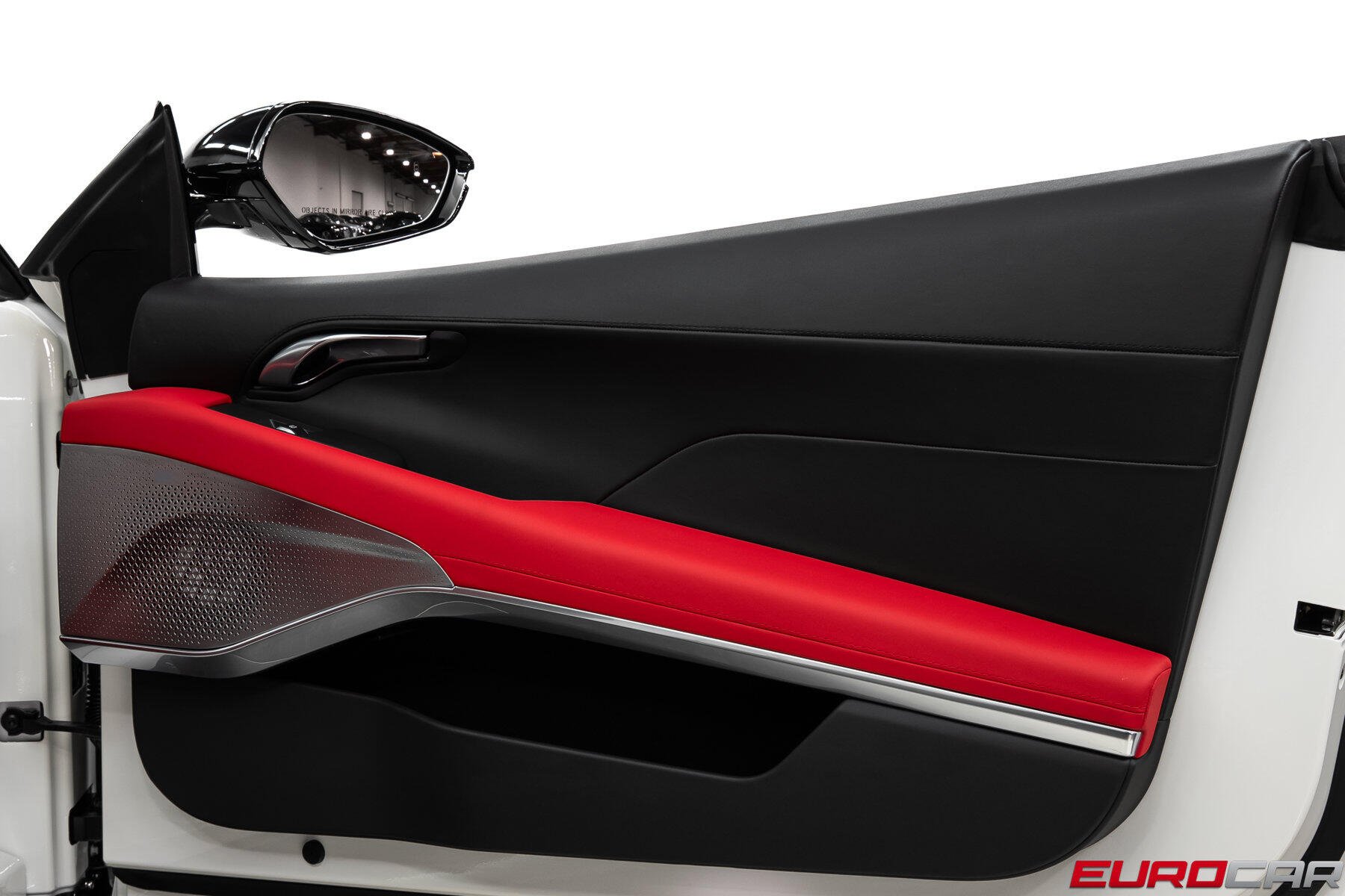 2026 Lotus Emira - Photo 26