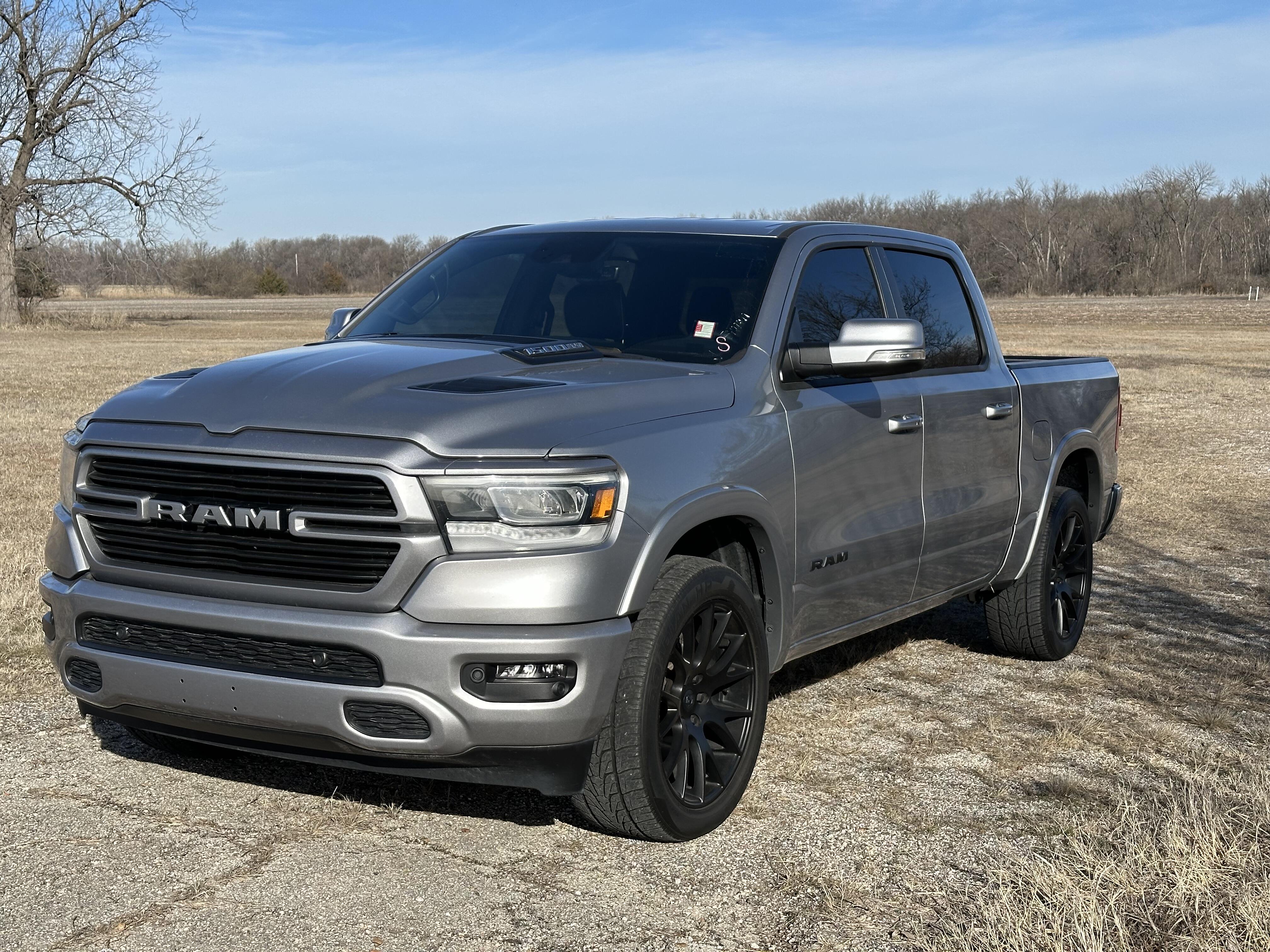 Used 2022 RAM Ram 1500 Pickup Laramie with VIN 1C6SRFJT4NN455493 for sale in Chanute, KS