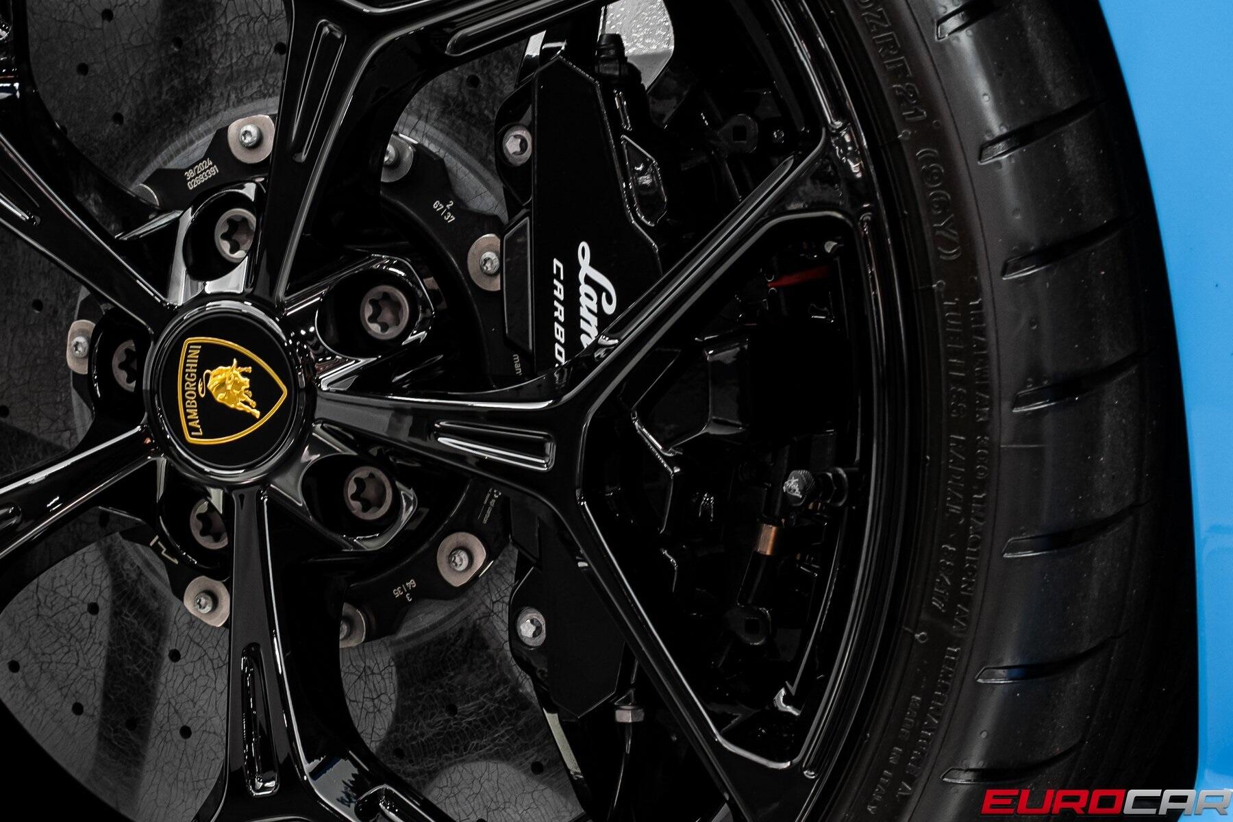 Used 2025 Lamborghini Revuelto *HIGH GLOSS STYLE PACKAGE * PASSENGER DISPLAY*Image 27