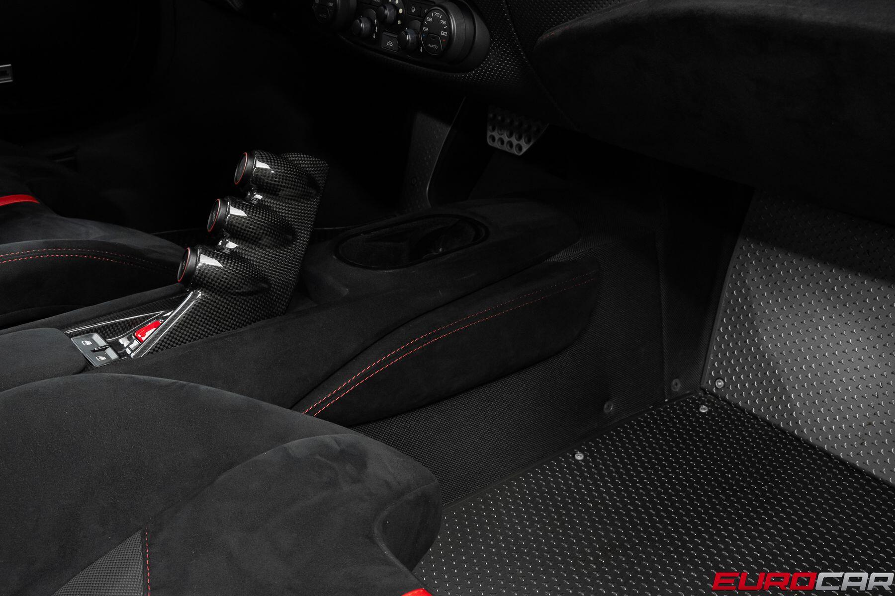 2020 Ferrari 488 Pista *HUGE CARBON INTERIOR OPTIONS * SUSPENSION LIFTER*Image 34