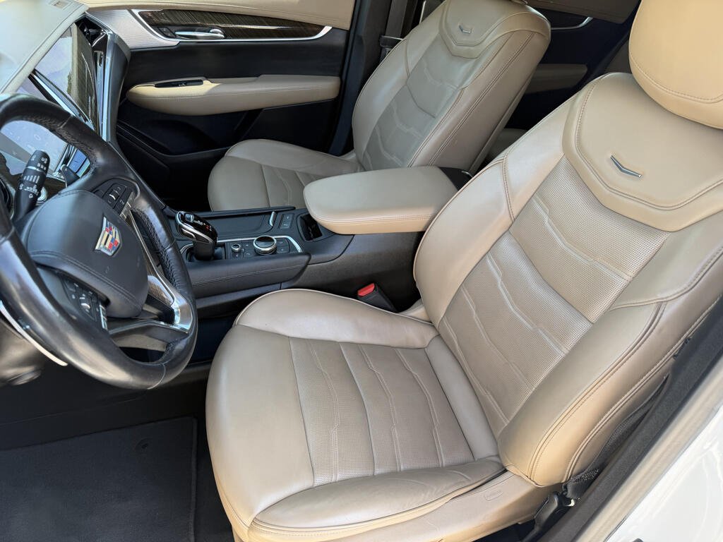 2023 Cadillac XT6 Sport - Photo 18