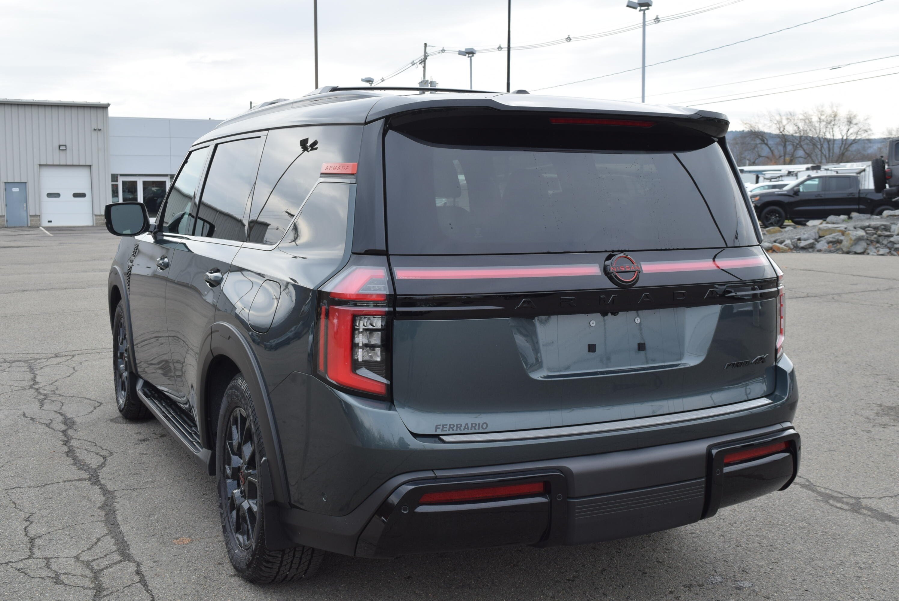 2025 Nissan Armada PRO-4X - Photo 8
