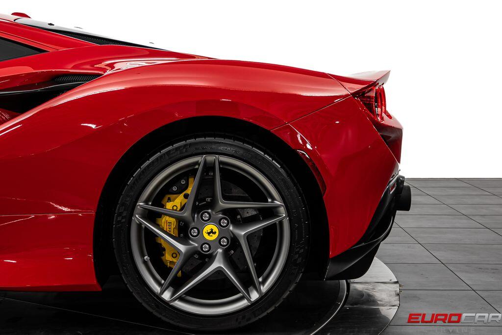 2021 Ferrari F8 Tributo *CARBON STEERING WHEEL * FULL ELECTRIC SEATS*Image 18