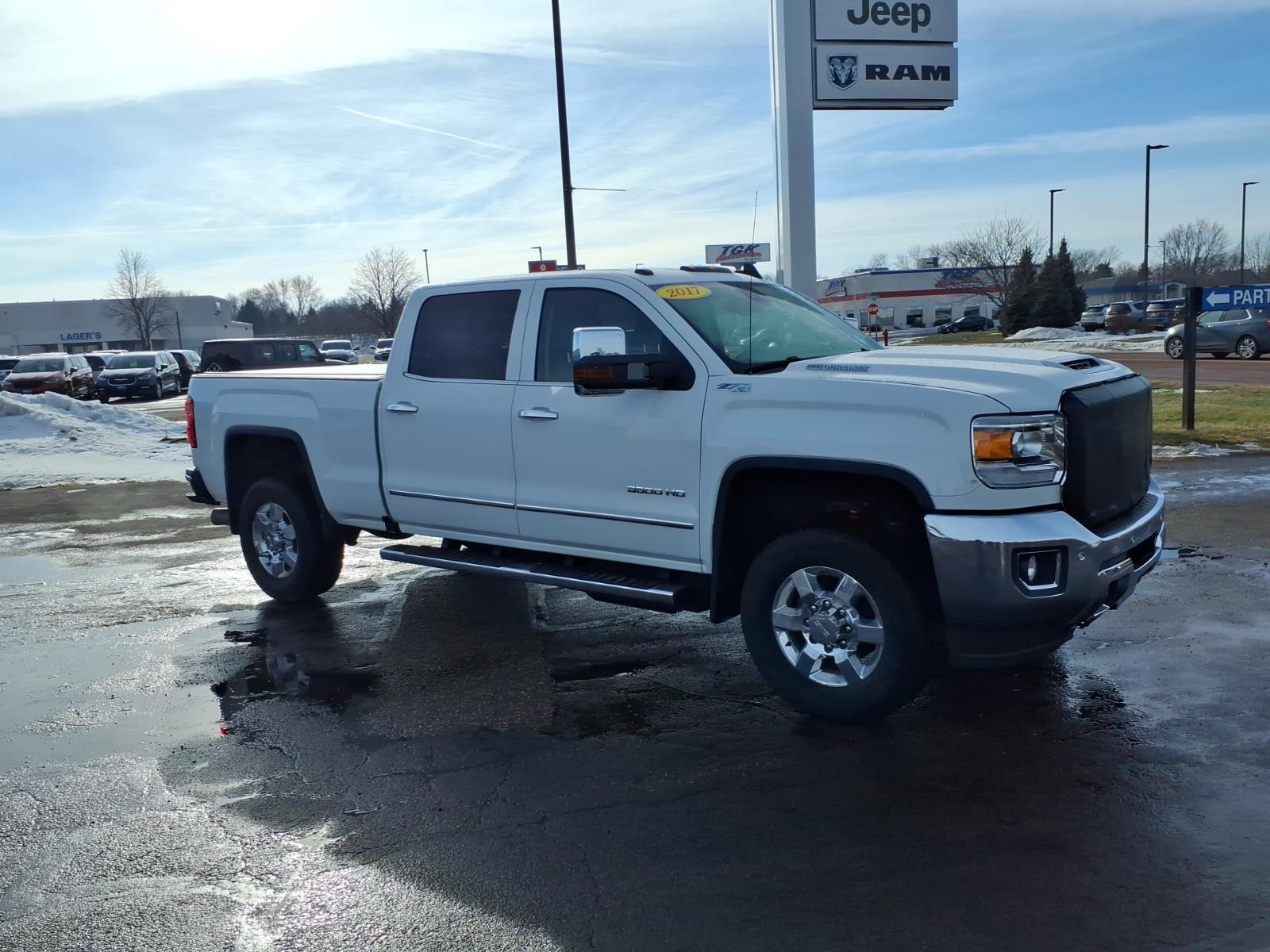 Used 2017 GMC Sierra 3500HD SLT with VIN 1GT42XEY2HF170548 for sale in Mankato, Minnesota