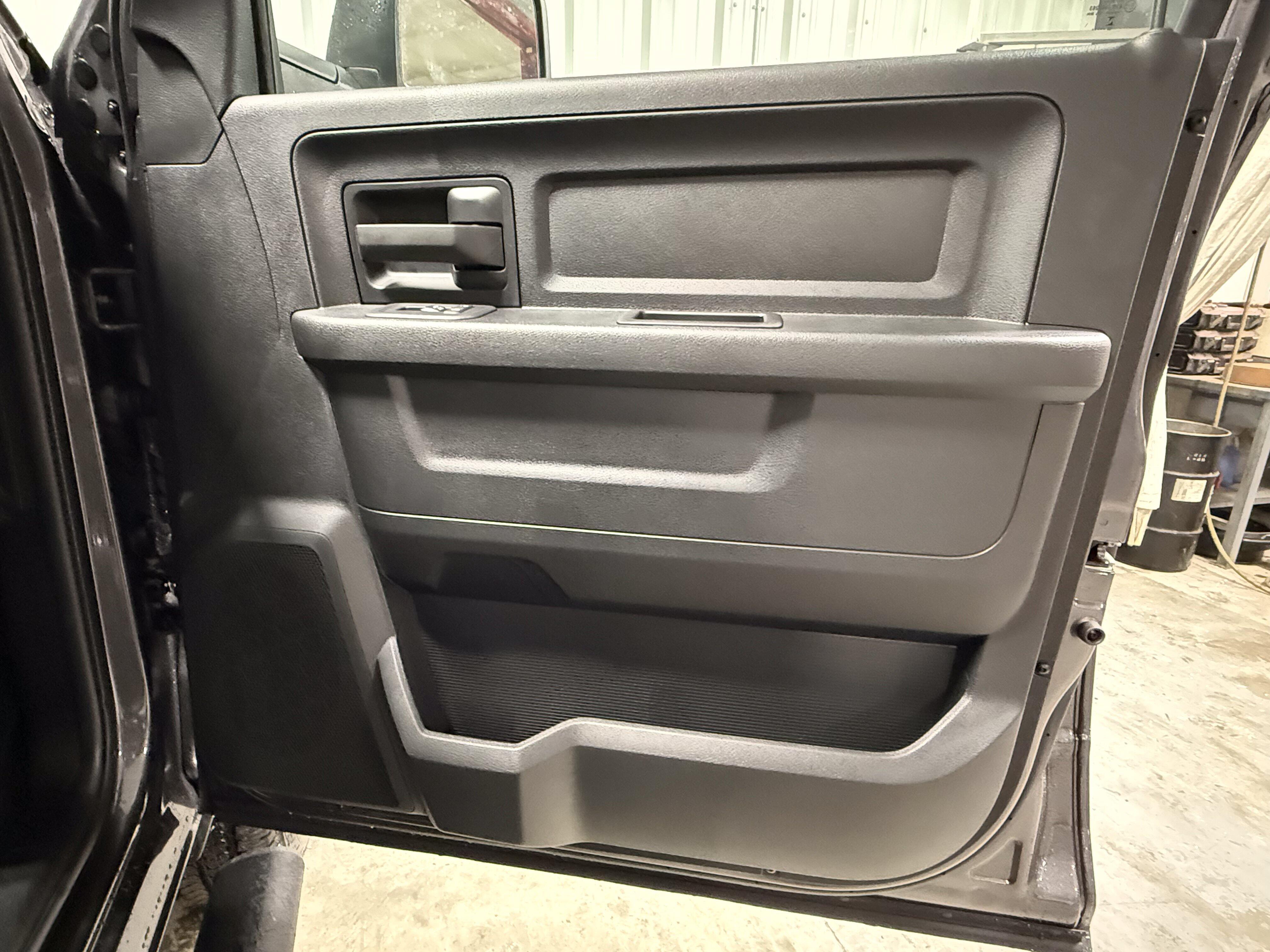 2026 RAM 2500 Tradesman - Photo 9