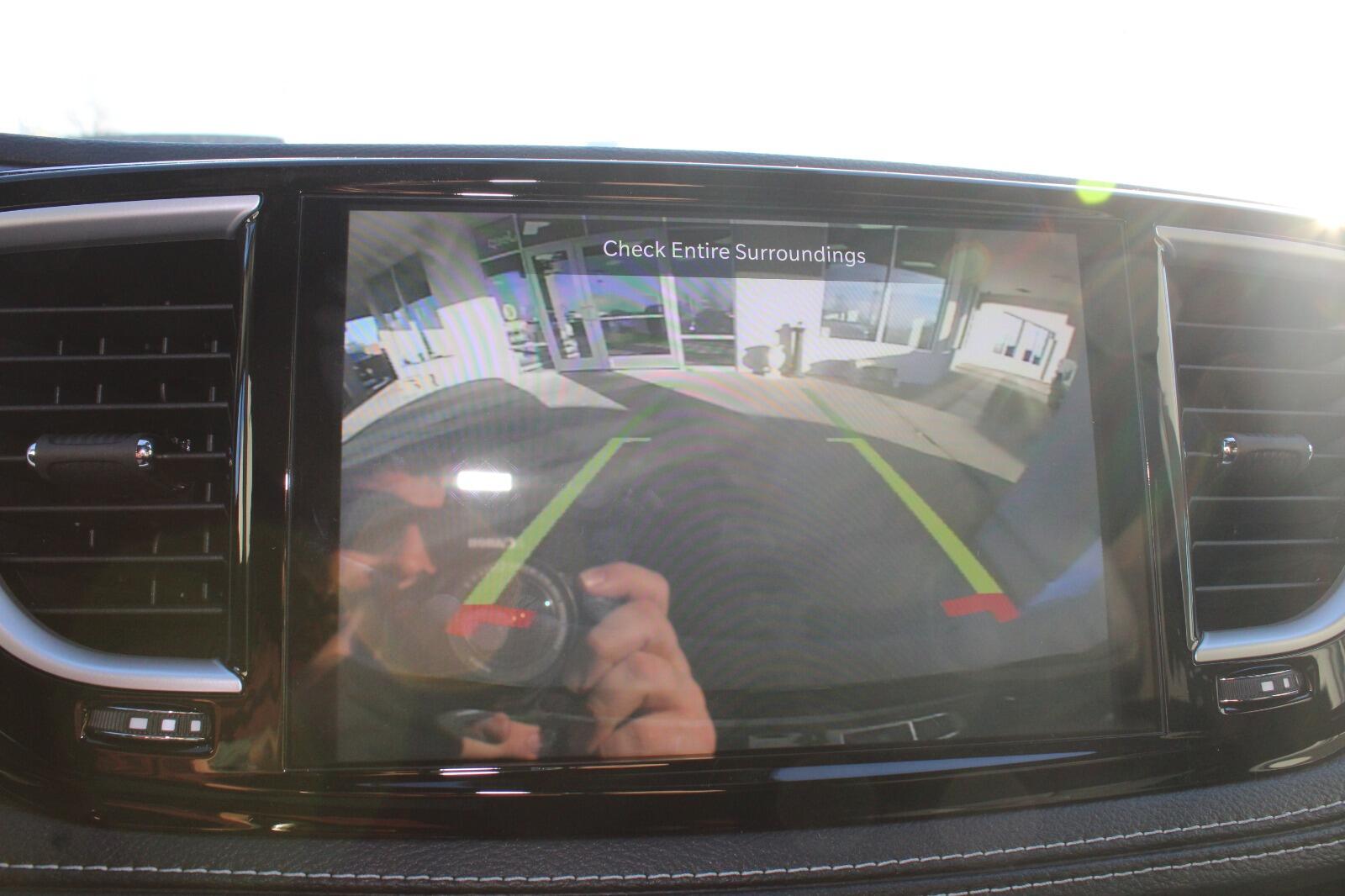 2026 Chrysler Pacifica Select - Photo 17