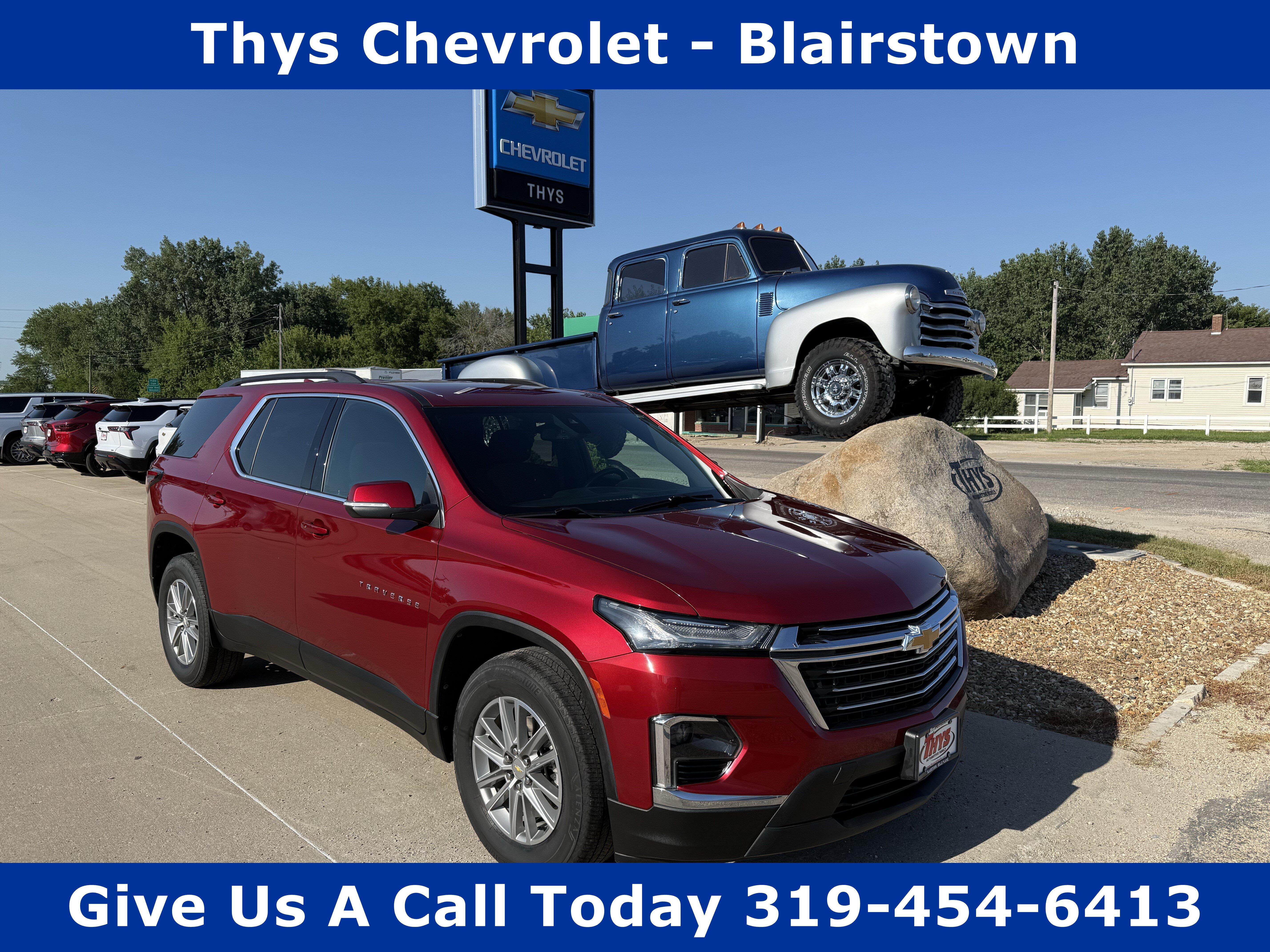 2022 Chevrolet Traverse LT Cloth