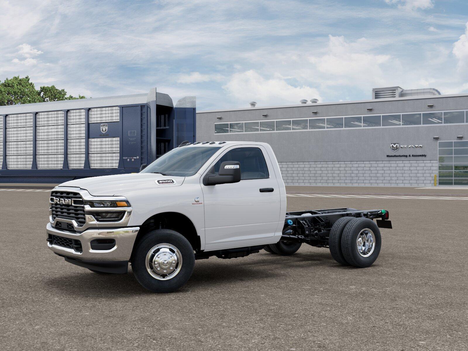 2027 RAM 3500 Chassis Cab 3500 Tradesman Chassis Regular Cab 4x4 60' Ca