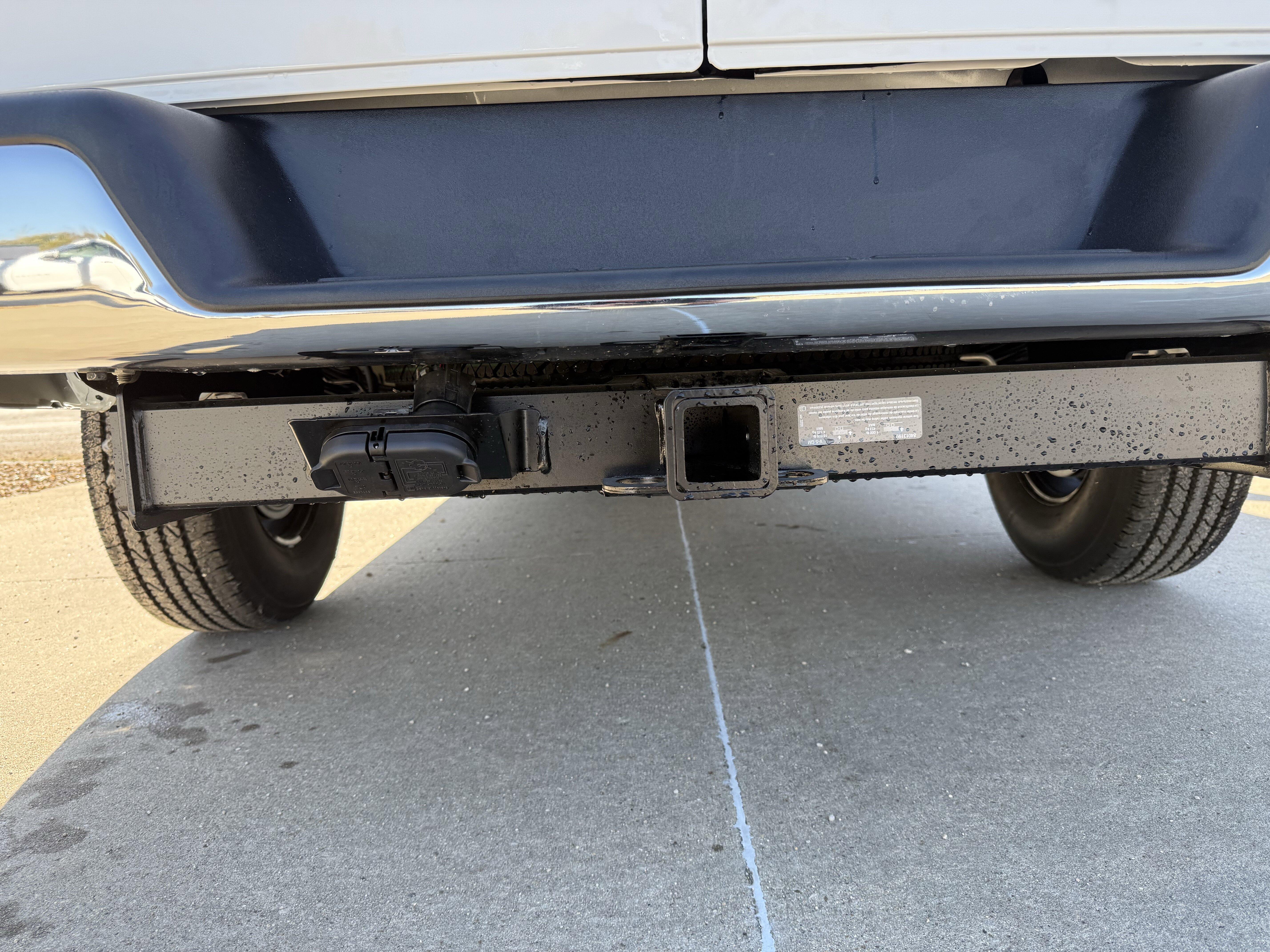 2025 Chevrolet Express Cargo Work Van - Photo 11