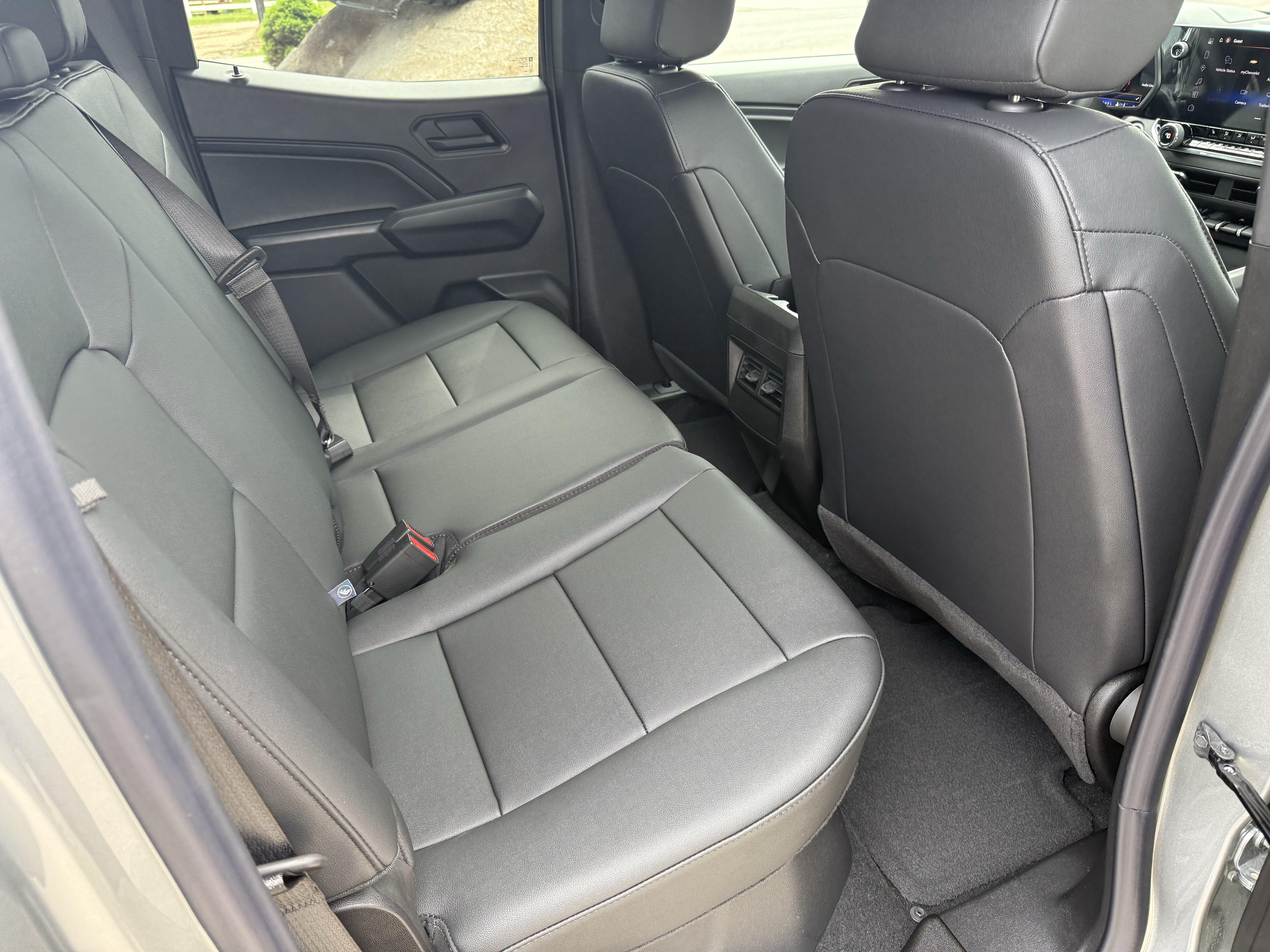 2026 Chevrolet Colorado Trail Boss - Photo 25