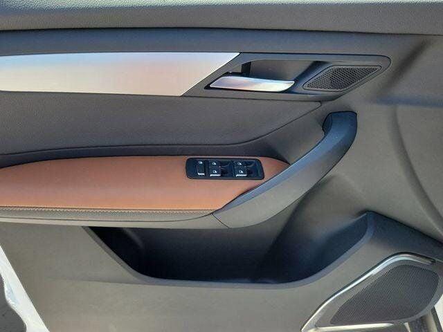 2025 VinFast VF 8 Plus - Photo 15