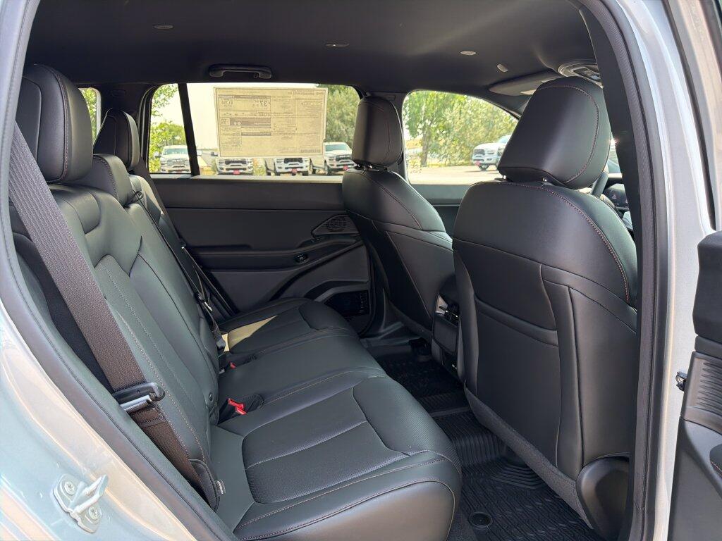2026 Jeep Cherokee Limited - Photo 23