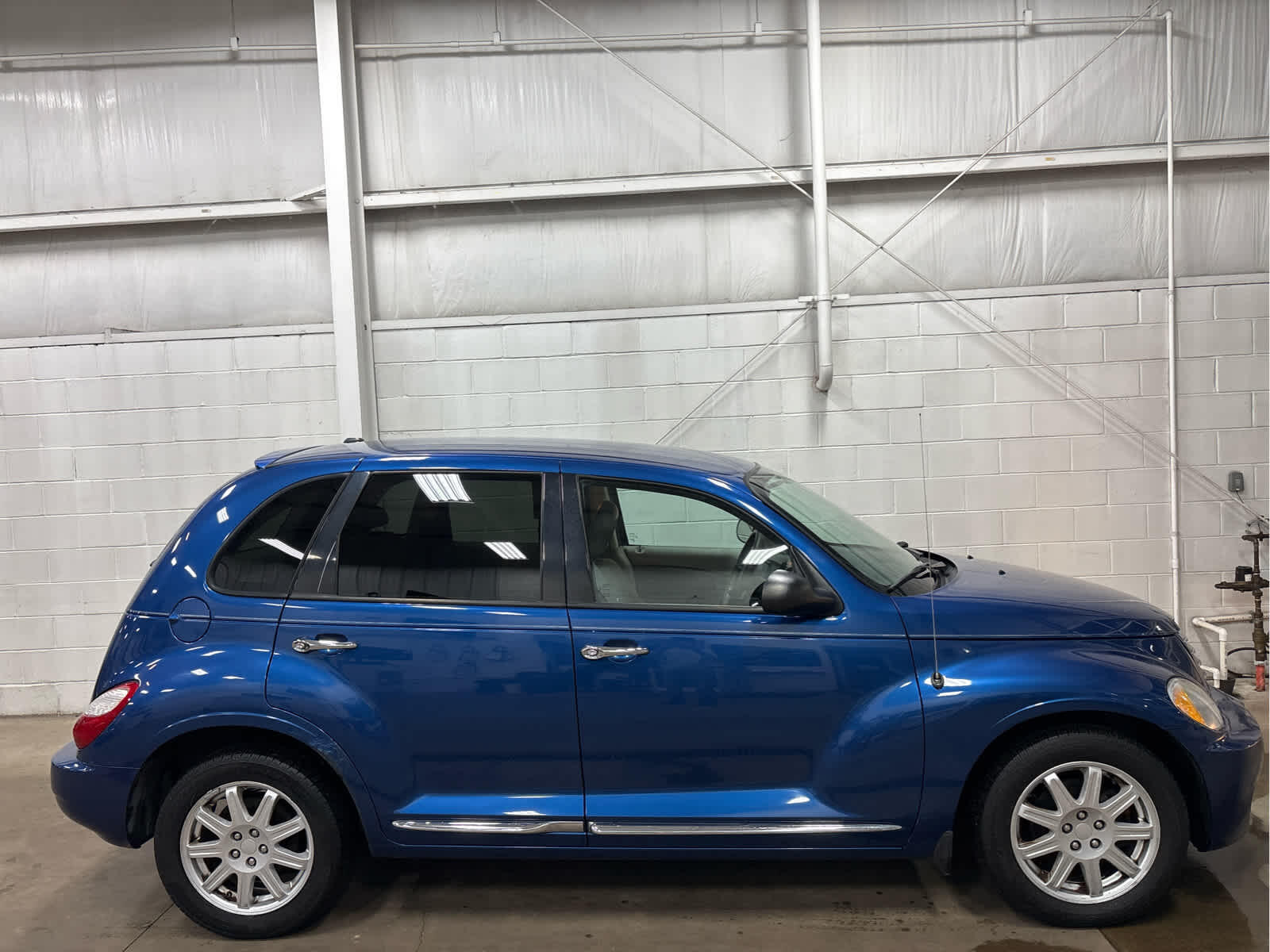 Used 2010 Chrysler PT Cruiser Classic with VIN 3A4GY5F92AT171261 for sale in Wilmington, OH