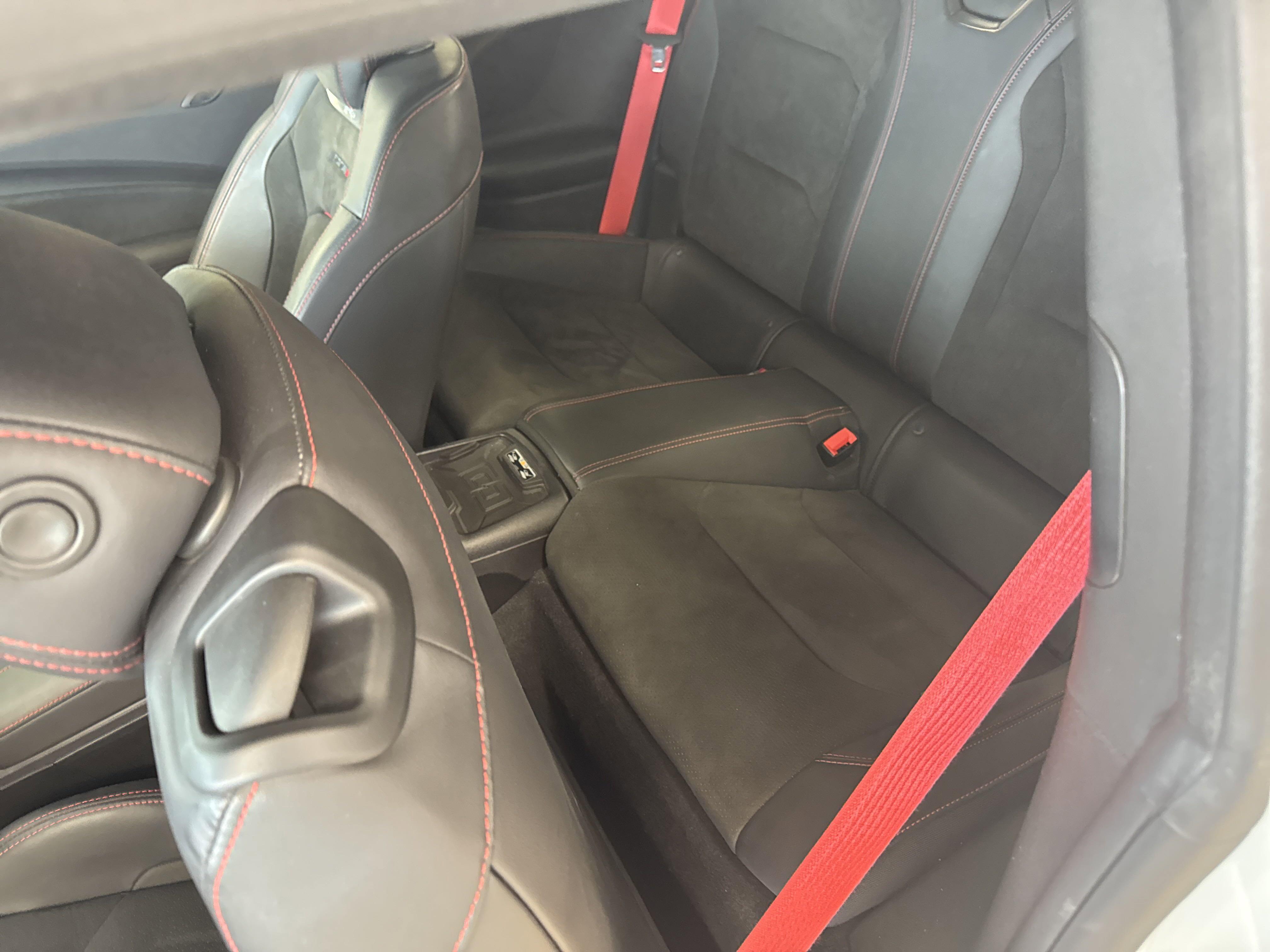 2019 Chevrolet Camaro ZL1 - Photo 18