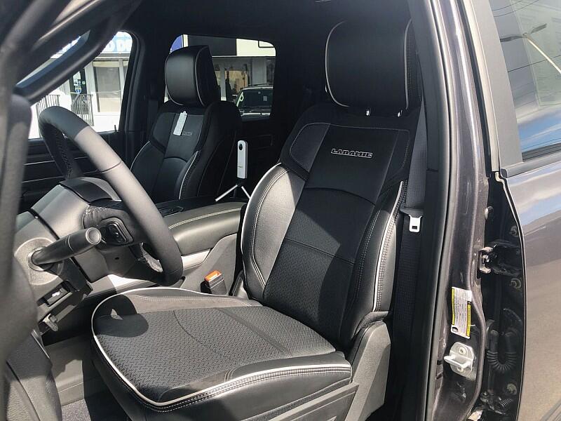 2025 RAM 3500 Laramie - Photo 11
