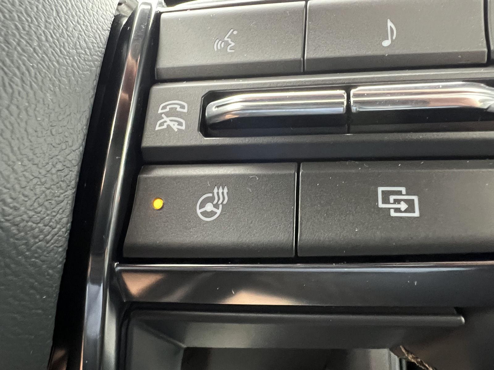 2026 GMC Acadia AT4 - Photo 29