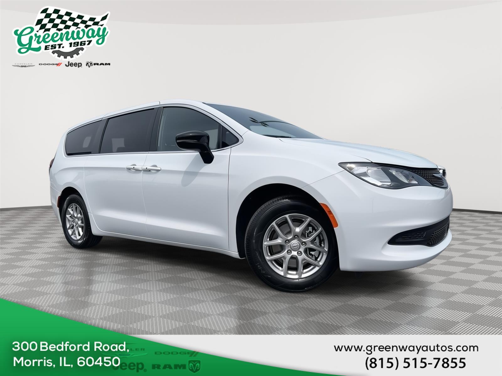 2026 Chrysler Voyager LX's photo