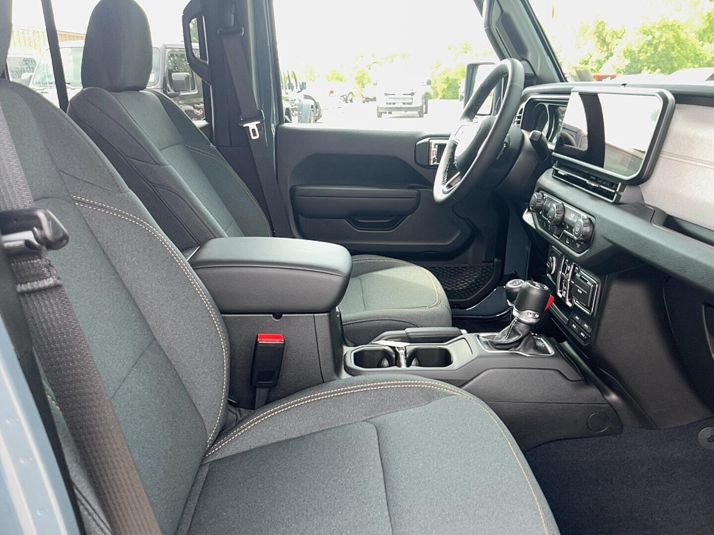 2025 Jeep Wrangler 4-Door Sport S - Photo 16