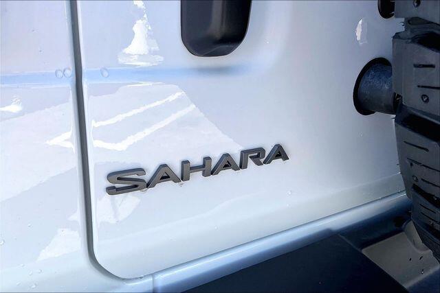 2025 Jeep Wrangler 4-Door Sahara - Photo 13