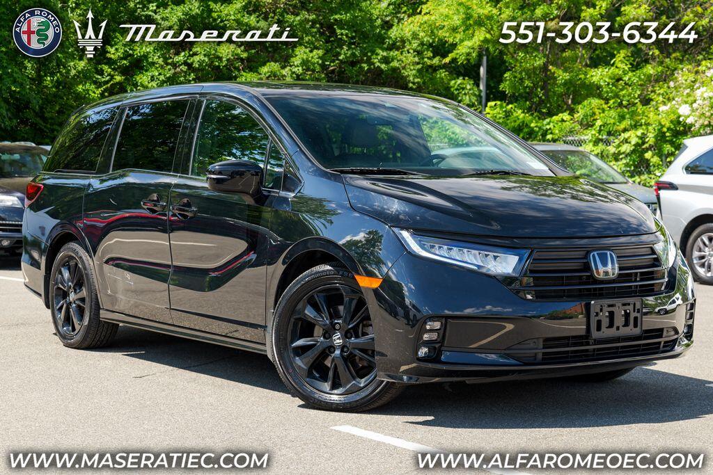 2023 Honda Odyssey SPORT's photo