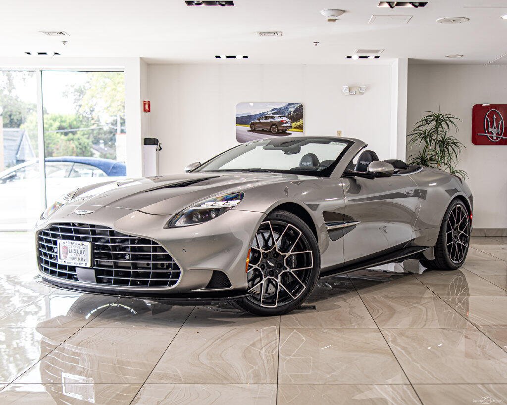 2026 Aston Martin Vanquish Volante