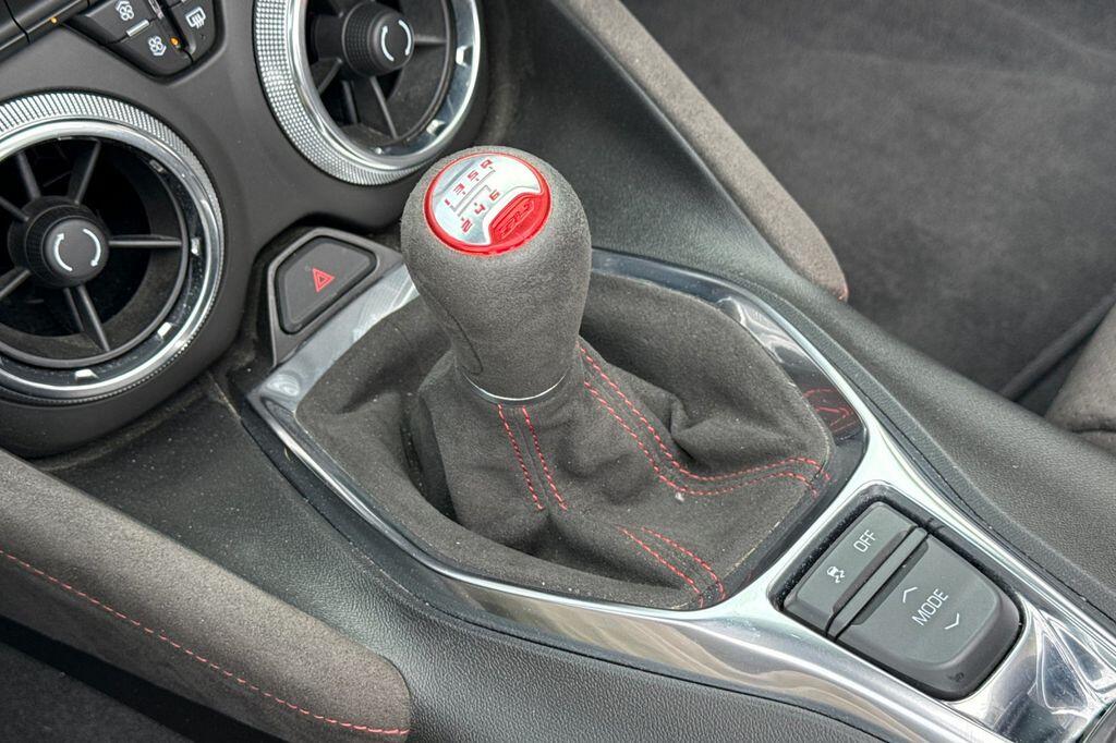 2022 Chevrolet Camaro ZL1 - Photo 21