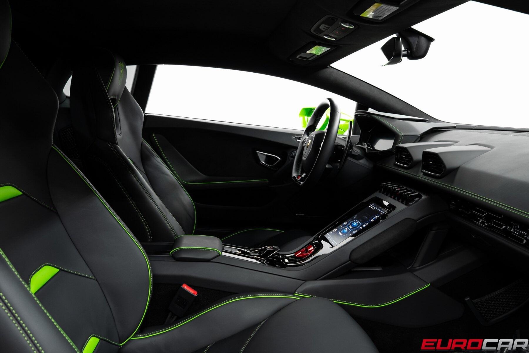 2023 Lamborghini Huracan EVO RWD *HIGH GLOSS BLACK STYLE PACKAGE* Image 33
