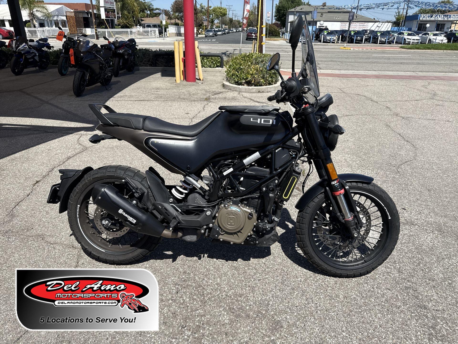2023 Husqvarna SVARTPILEN 401