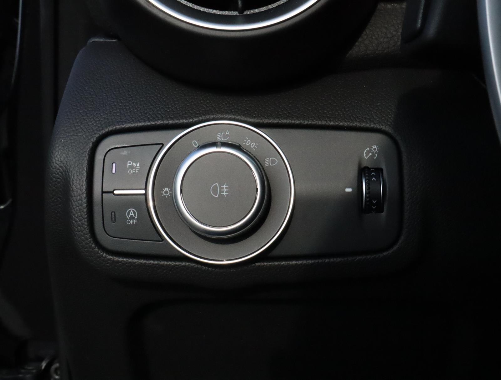 2025 Alfa Romeo Giulia Base - Photo 15