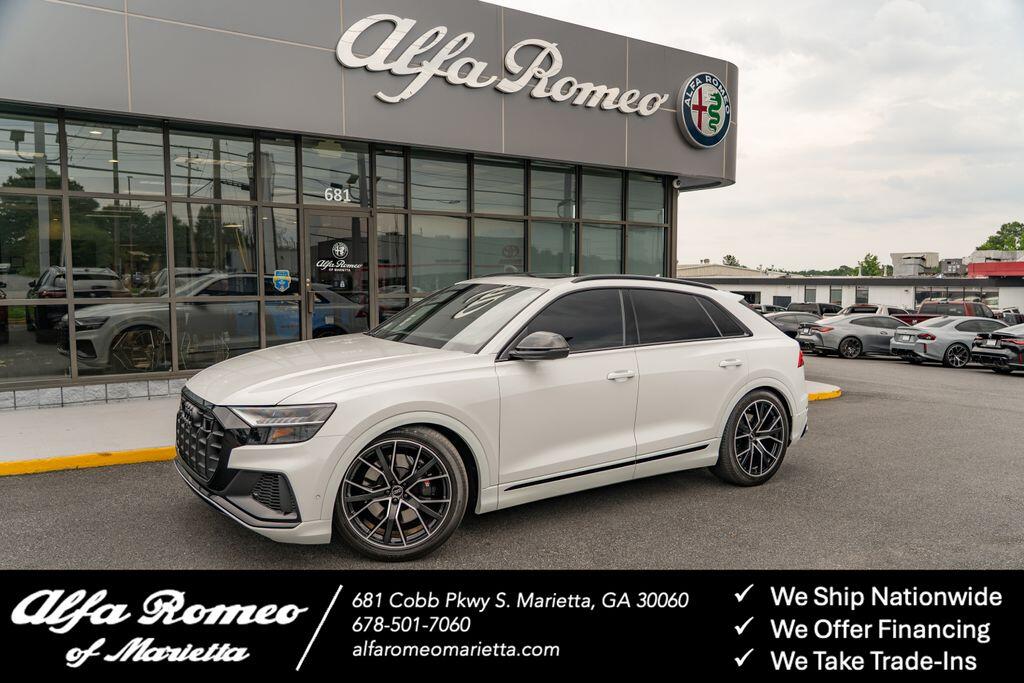 2023 Audi SQ8 Prestige's photo