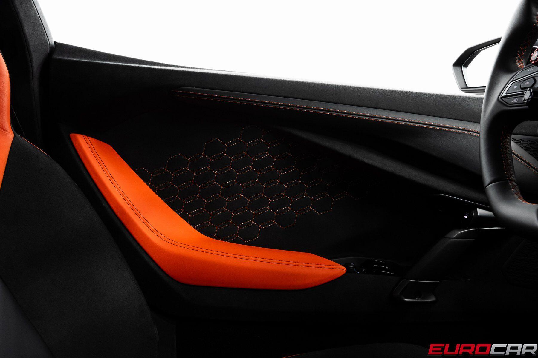 2025 Lamborghini Revuelto *PASSENGER DISPLAY * FULL PPF*Image 27