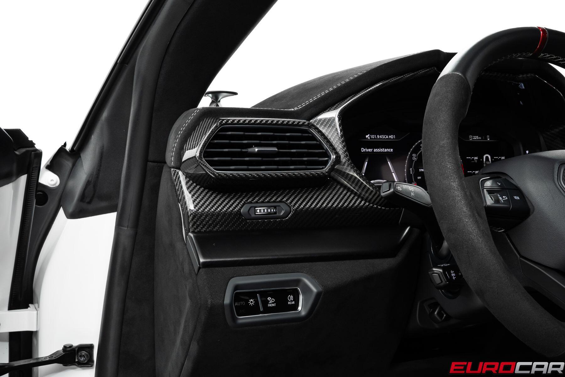 2024 Lamborghini Urus Performante *HUGE CARBON FIBER OPTIONS*Image 34