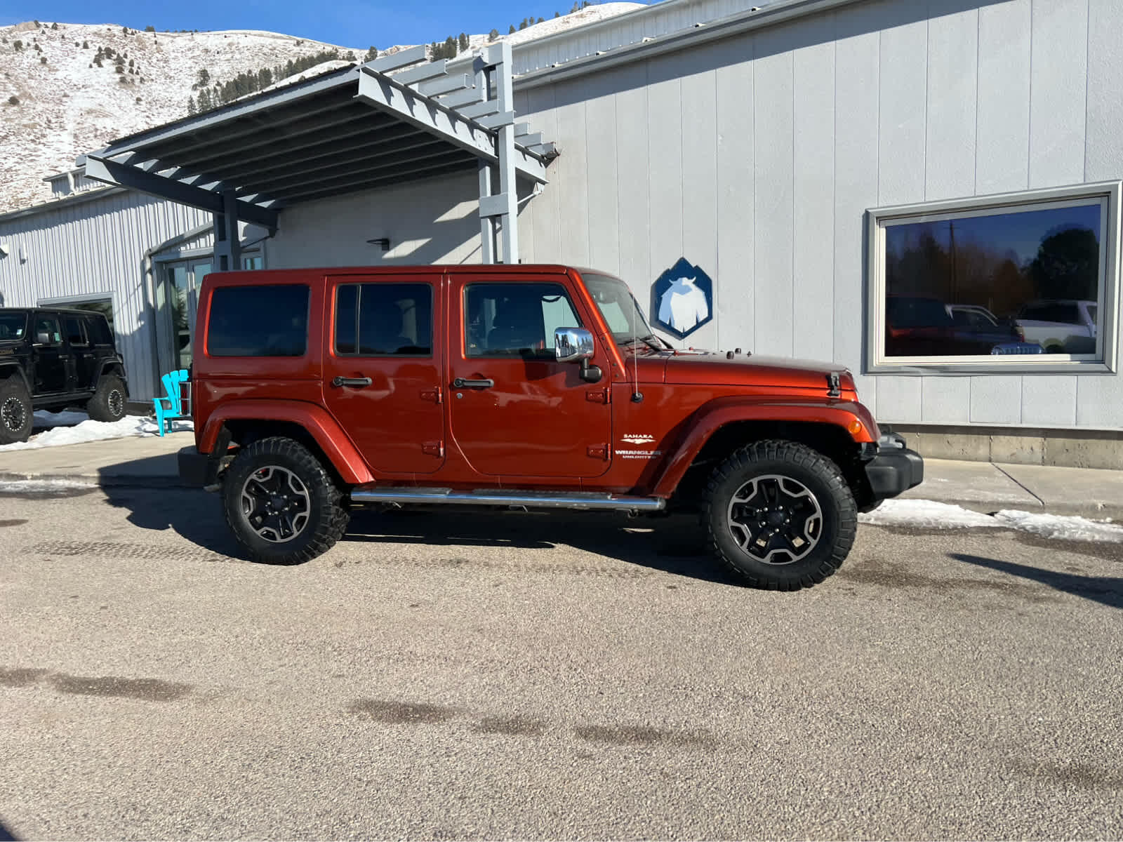 2014 Jeep Wrangler Unlimited Sahara photo 5