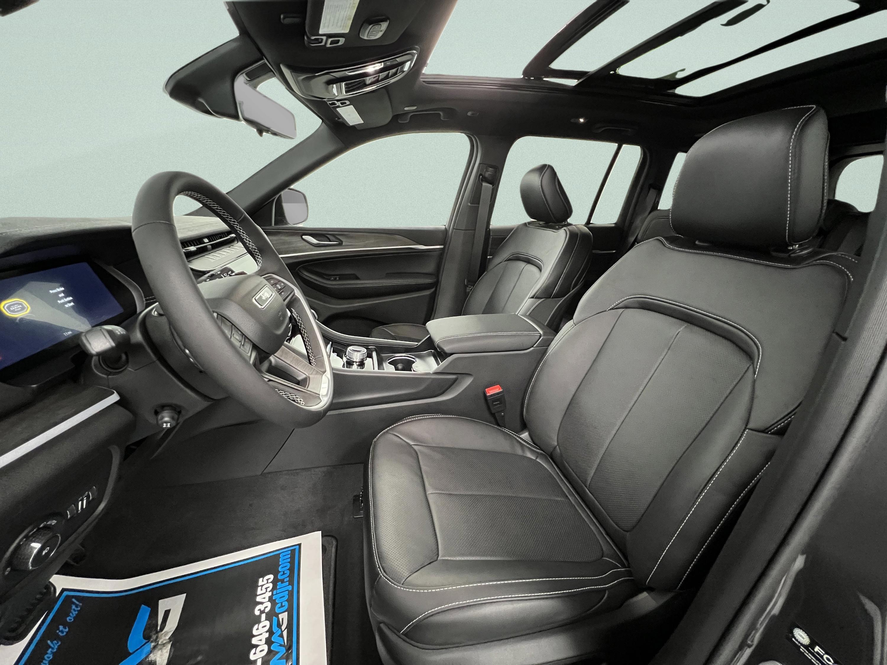 2026 Jeep Grand Cherokee Limited Reserve - Photo 12
