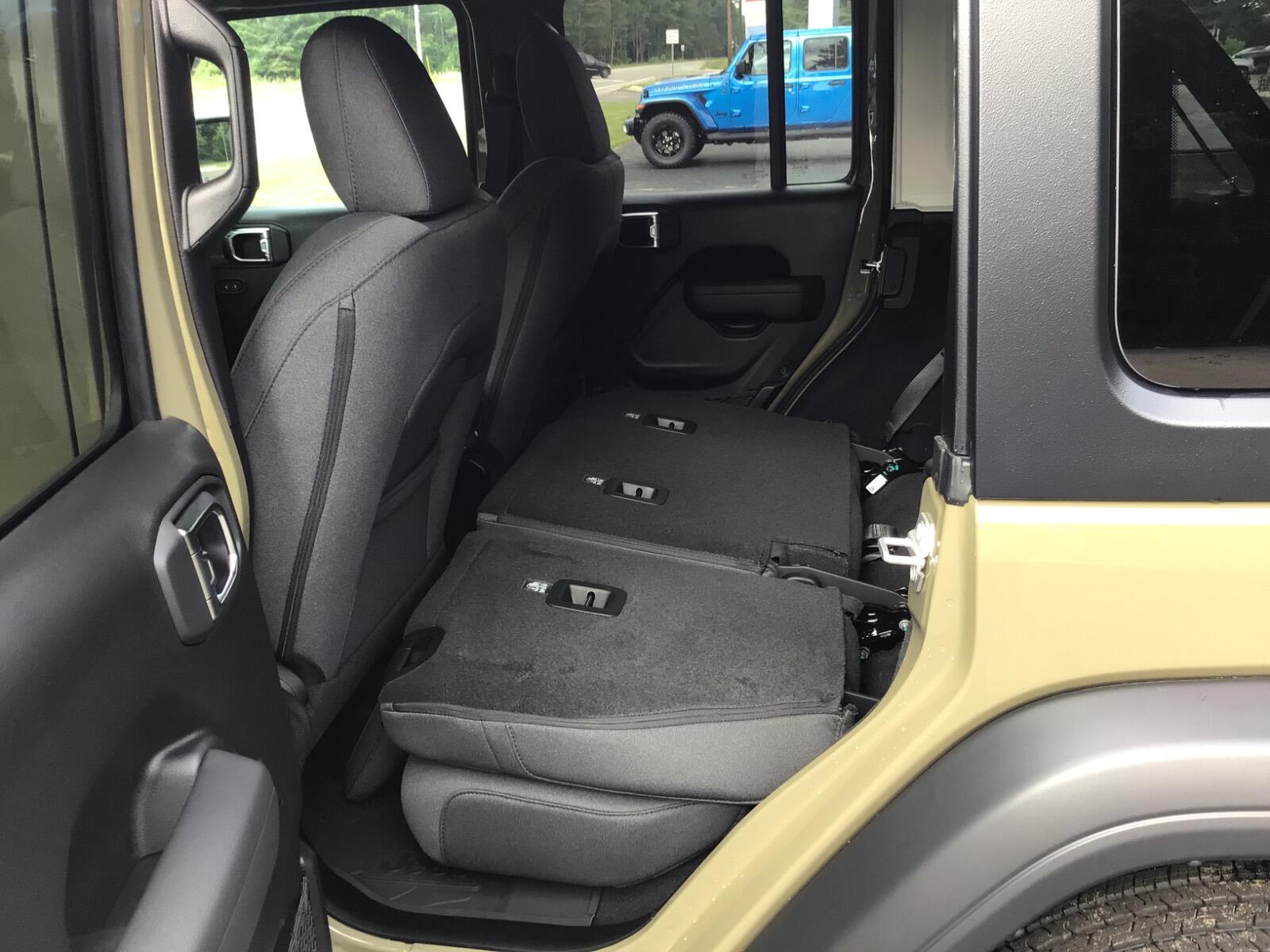 2025 Jeep Wrangler 4-Door Sport S - Photo 13