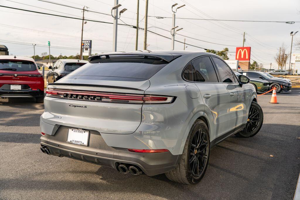 2024 Porsche Cayenne Coup S photo 8