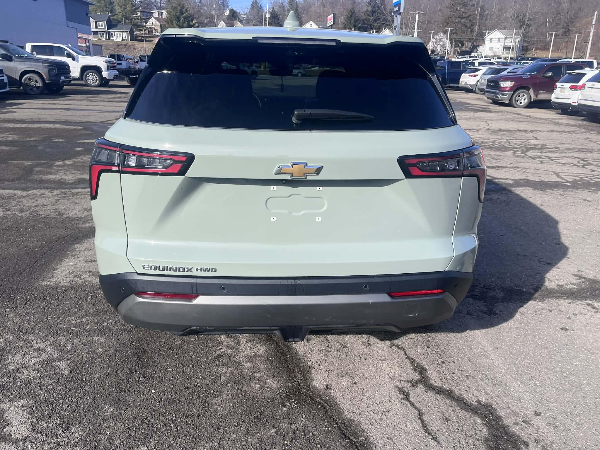 2025 Chevrolet Equinox LT - Photo 11