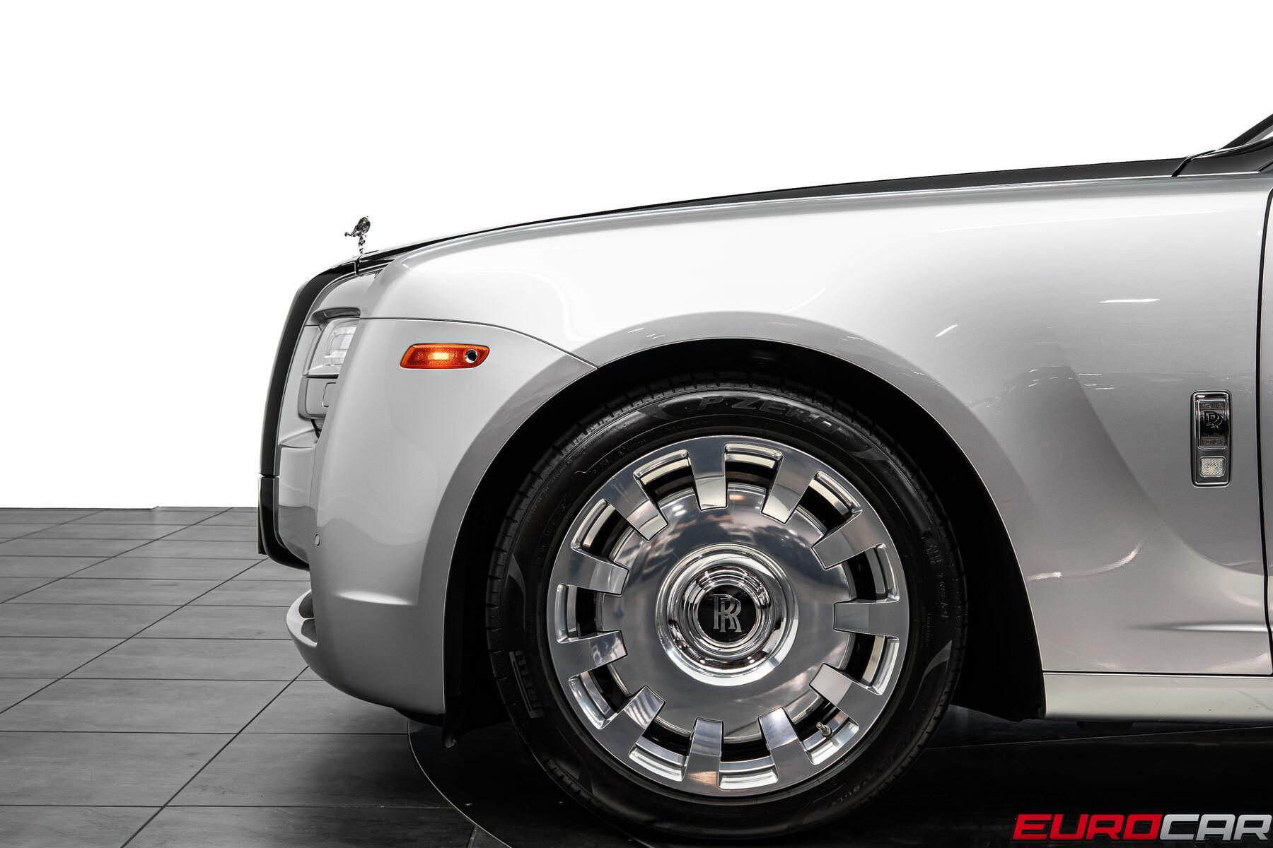 2014 Rolls-Royce Ghost *REAR THEATER * INDIVIDUAL SEAT CONFIGURATION*Image 15