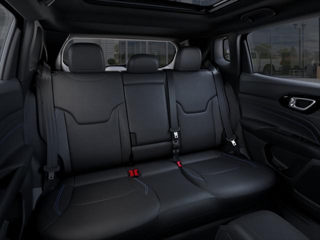 2025 Jeep Compass Limited - Photo 15