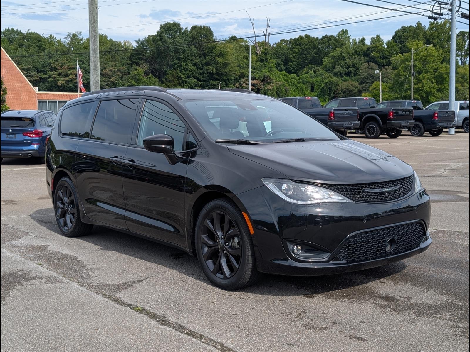 Used 2020 Chrysler Pacifica Touring L with VIN 2C4RC1BG1LR108264 for sale in Athens, TN