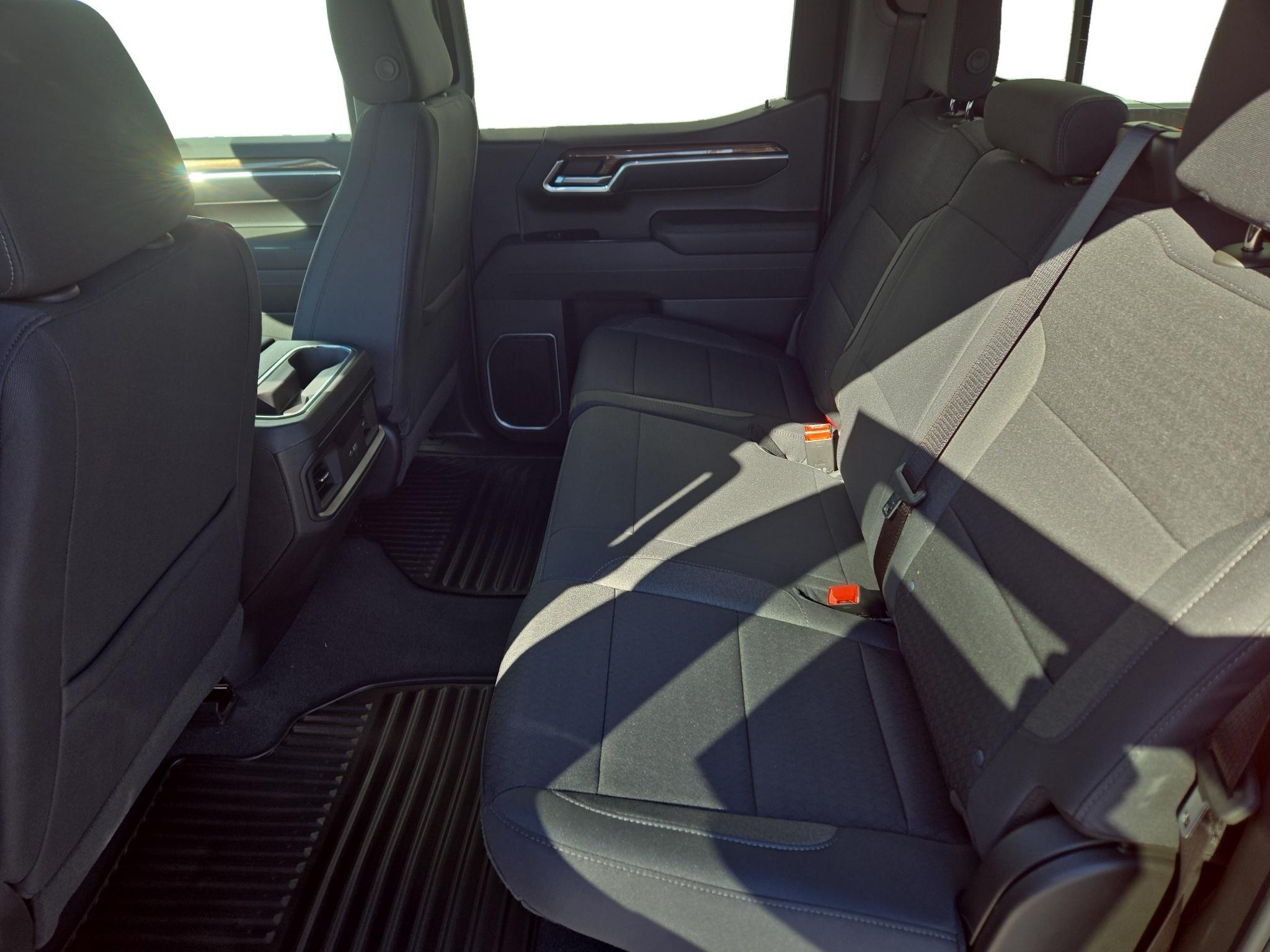 2026 Chevrolet Silverado 1500 LT - Photo 8