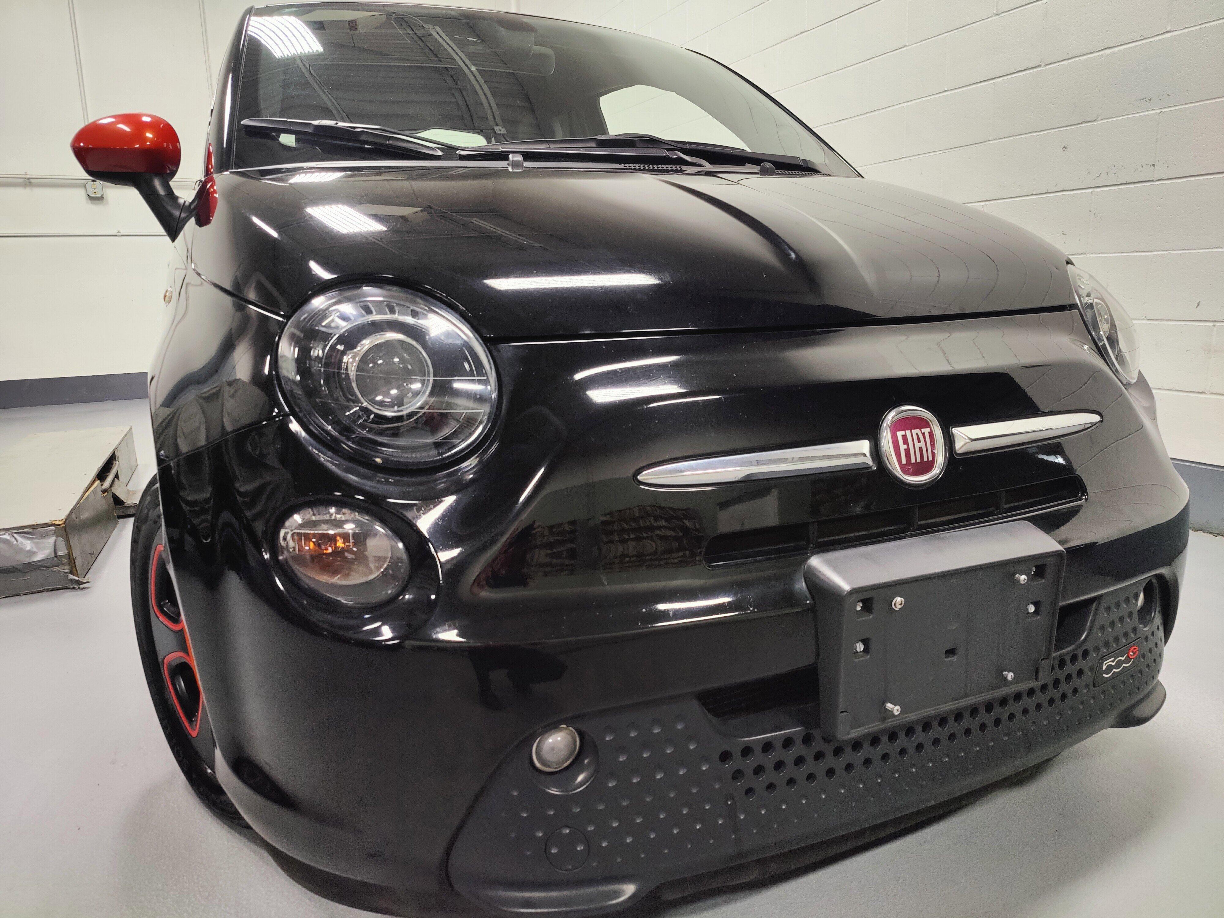 Used 2016 FIAT 500e Battery Electric with VIN 3C3CFFGE5GT221935 for sale in Maplewood, Minnesota